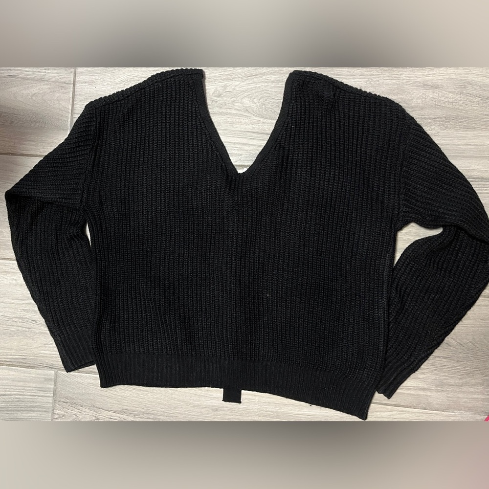 Hooked Up Women’s Black Large Lace Up Chunky Knit Long Sleeves Sweater - Picture 6 of 8